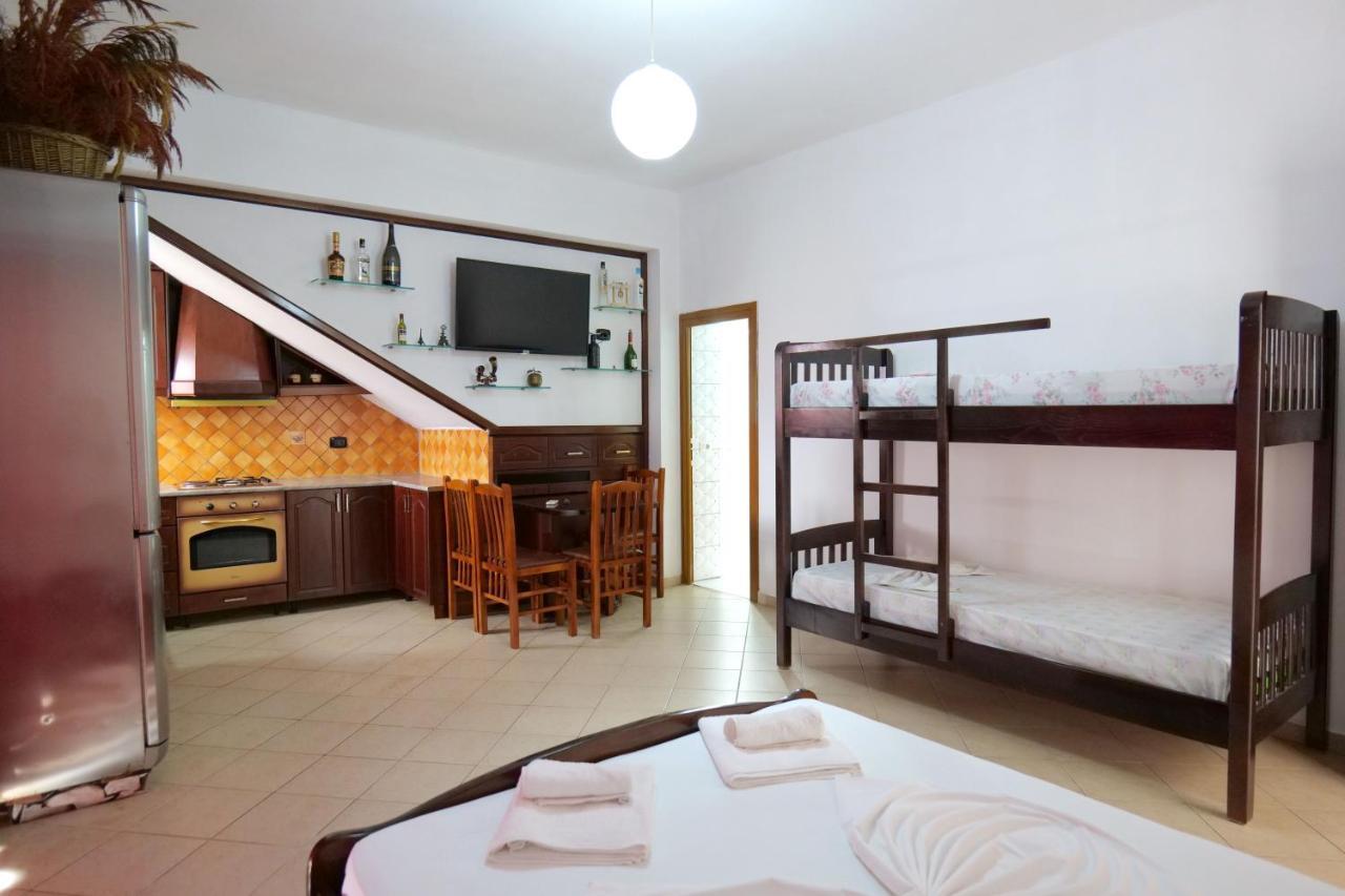 Vila Relax Ksamil Exterior photo